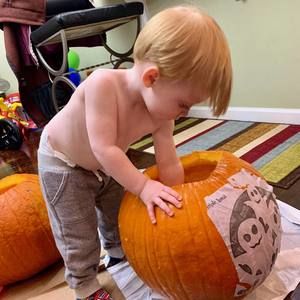 Meet your Posher, Dera mae